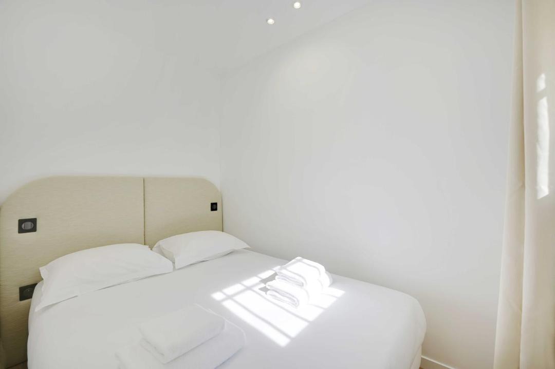 Photo of Bedroom in Aubervilliers