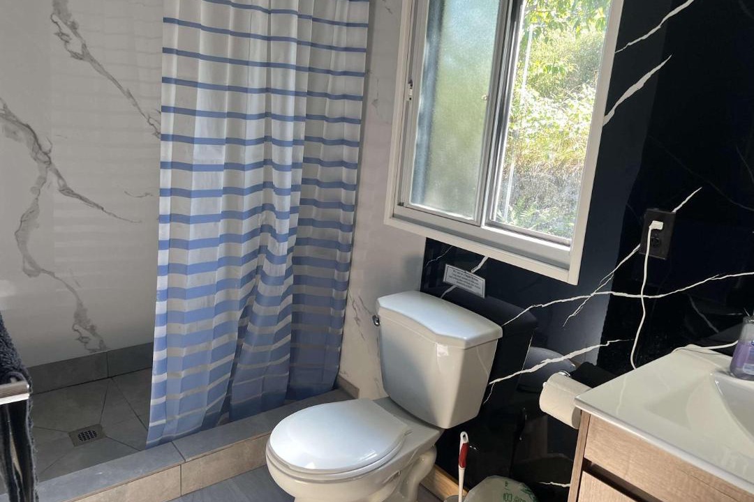 Photo of Bathroom in Carling