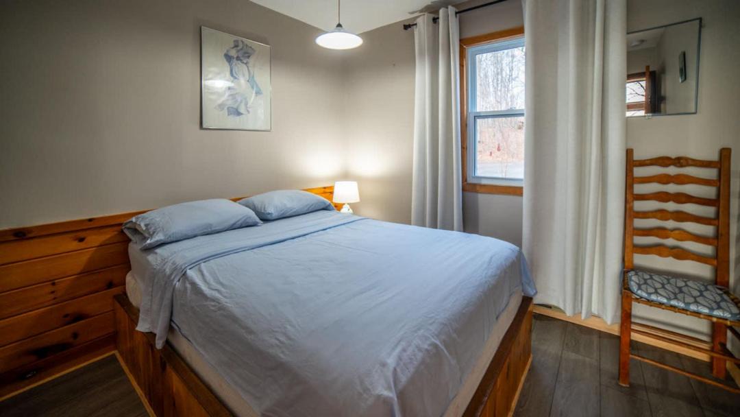 Photo of Bedroom in Muskoka Lakes