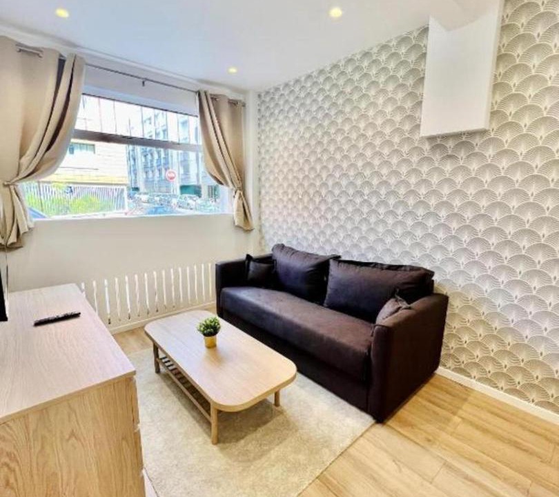 Photo of Livingroom in Charonne