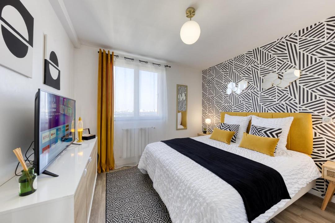 Photo of Bedroom in Noisy-le-Sec