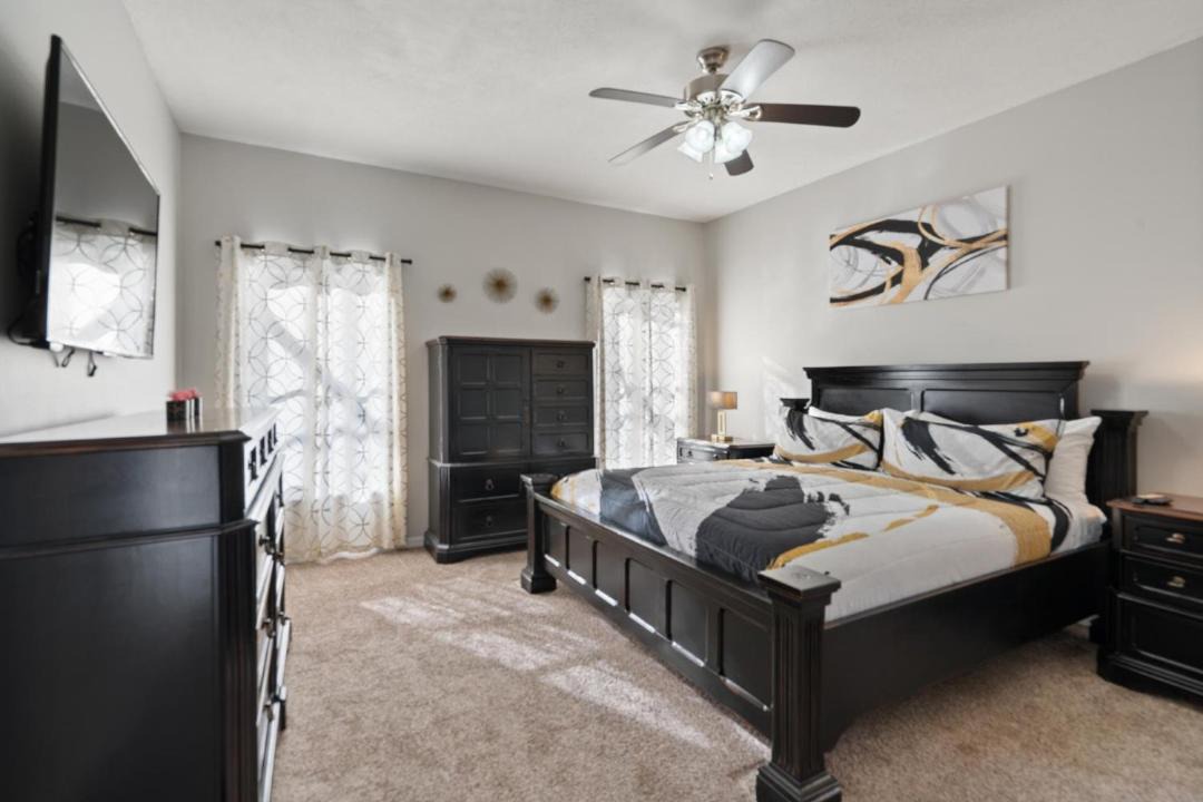 Photo of Bedroom in Lake Davenport Estates