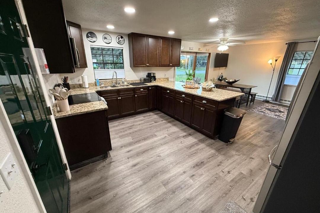 Photo of Kitchen in Auburndale