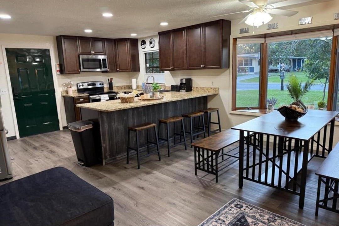 Photo of Kitchen in Auburndale
