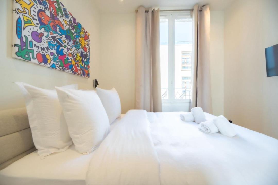 Photo of Bedroom in Clichy