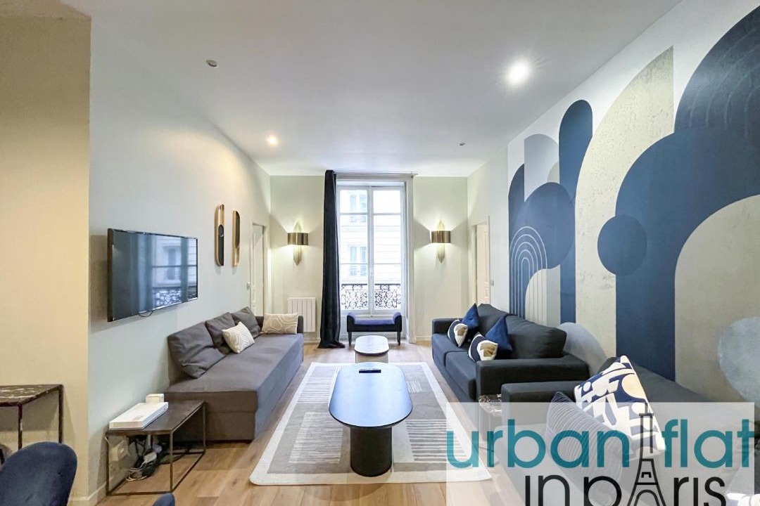 Photo of Livingroom in 8th Arrondissement