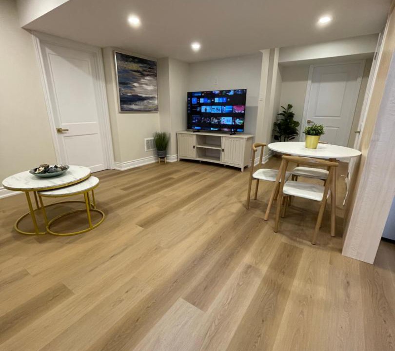 Photo of Livingroom in Churchill Meadows