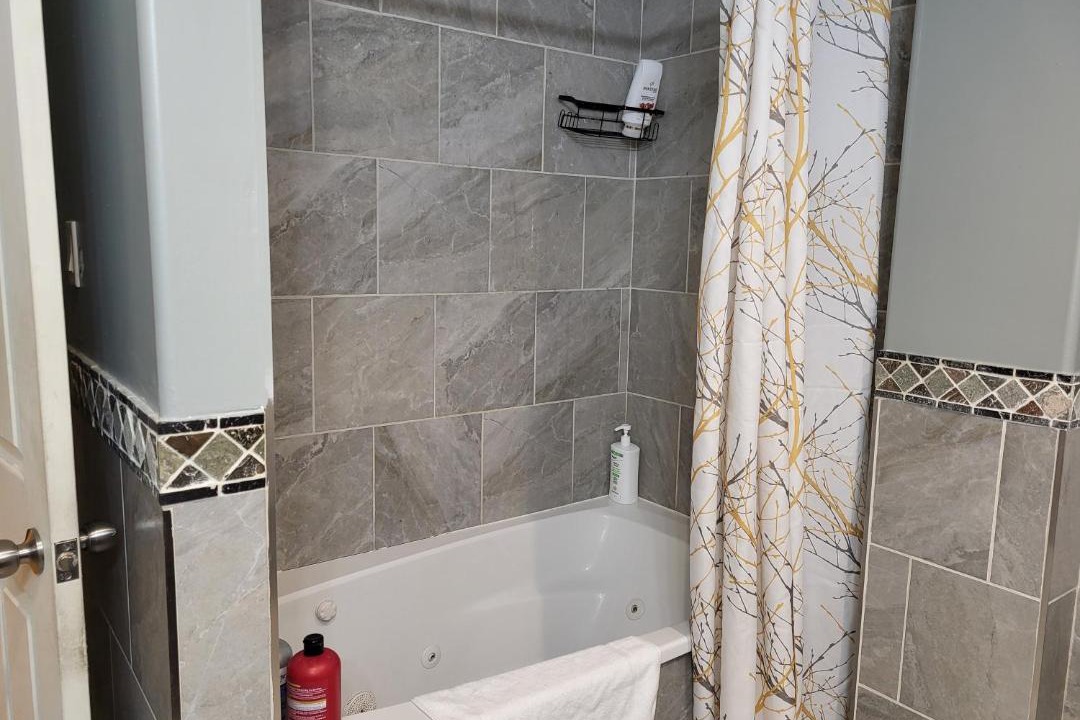Photo of Bathroom in Auden Park