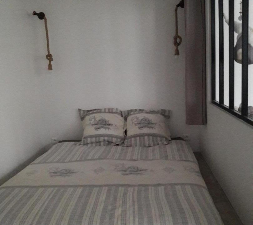 Photo of Bedroom in Rosny-sous-Bois