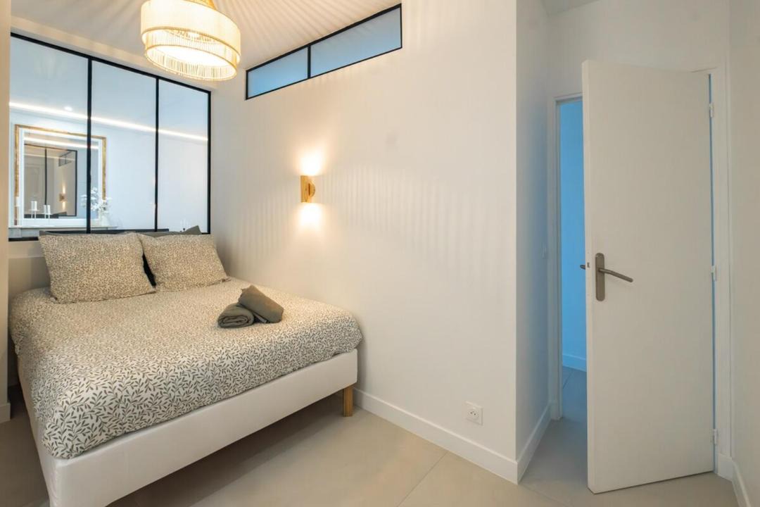 Photo of Bedroom in Ternes