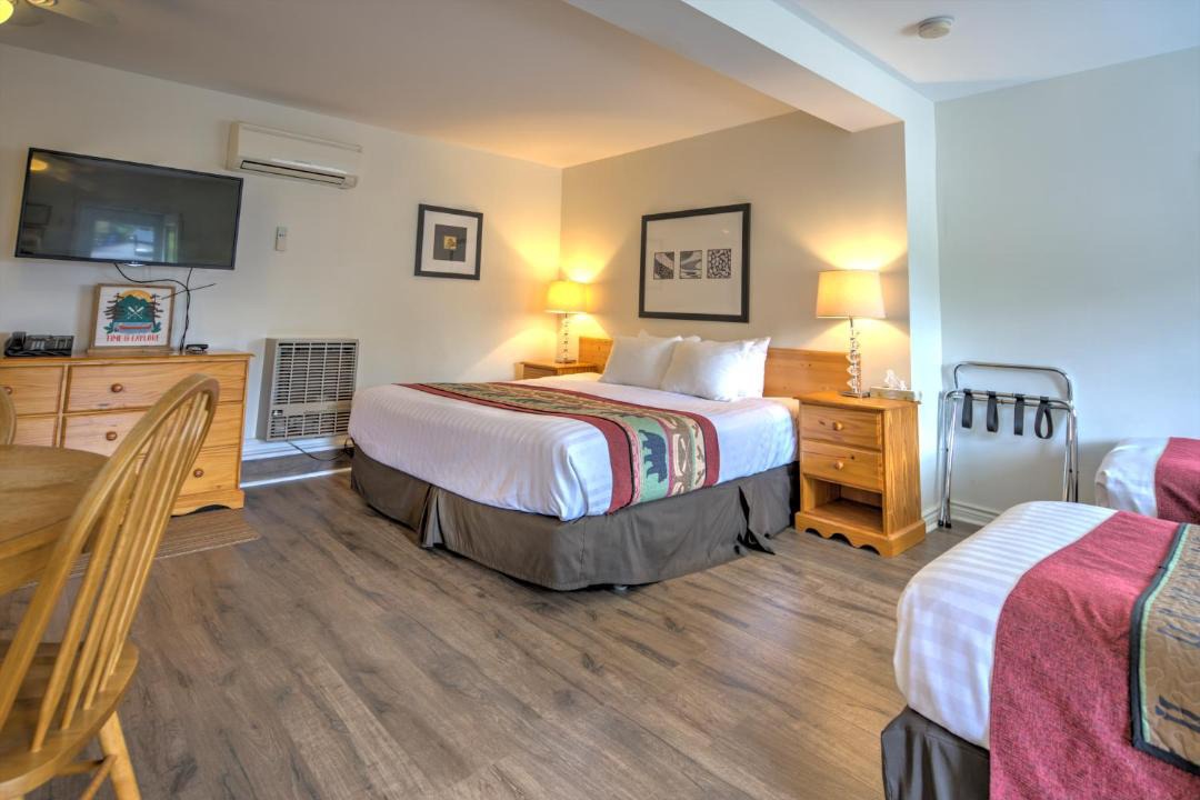 Photo of Bedroom in Haliburton