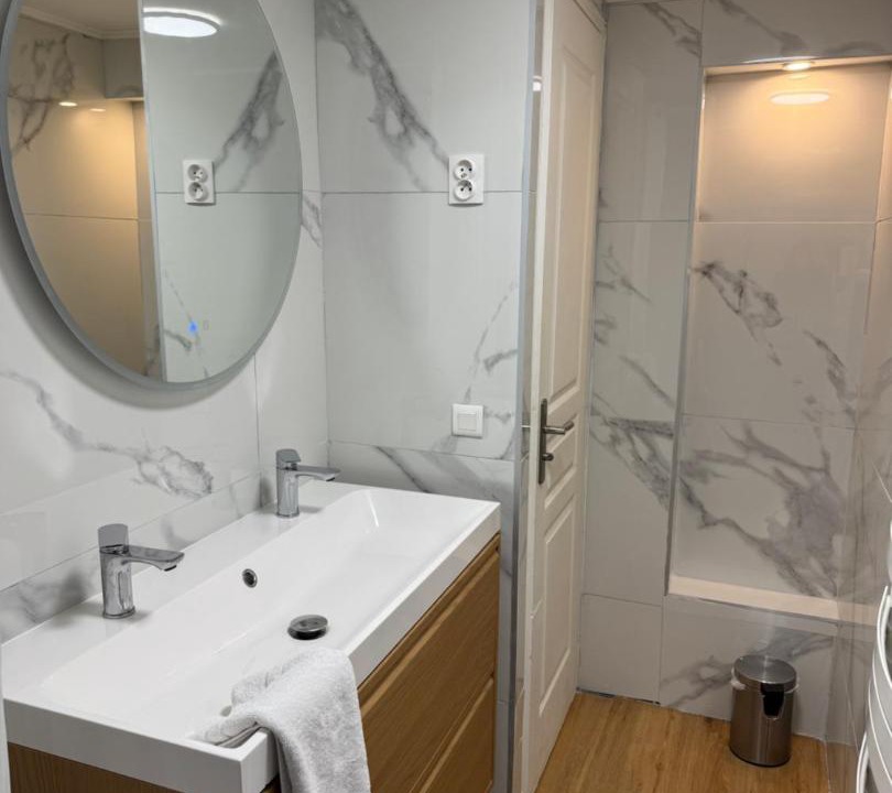 Photo of Bathroom in Odeon