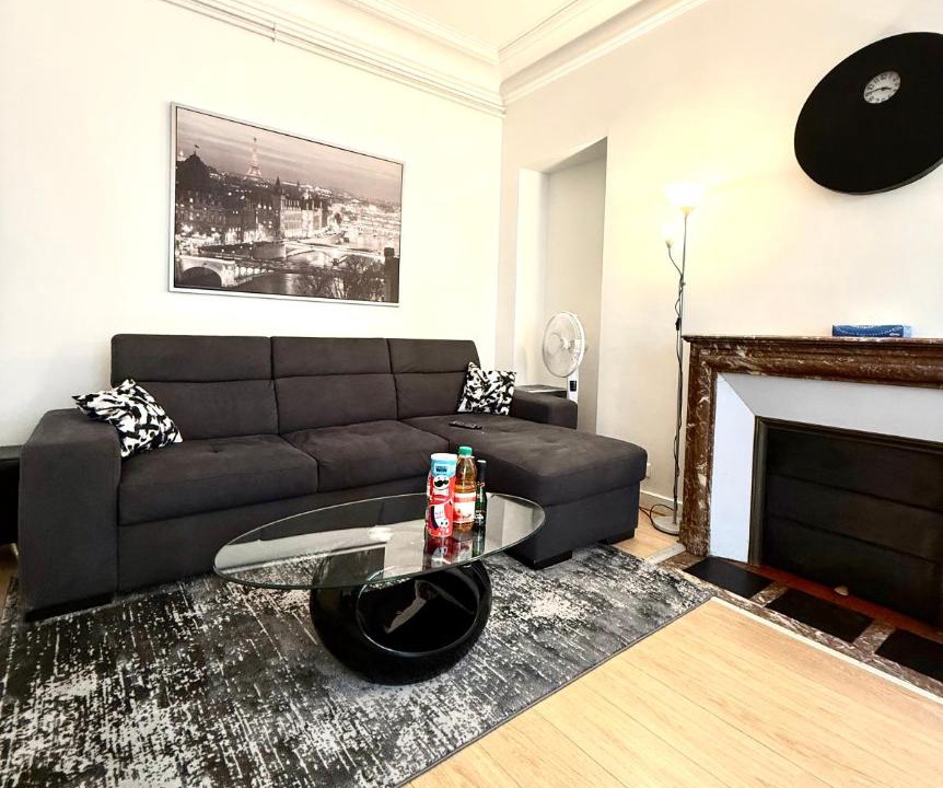Photo of Livingroom in Champs-Elysees