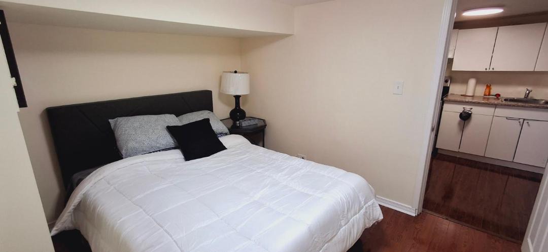Photo of Bedroom in Aurora