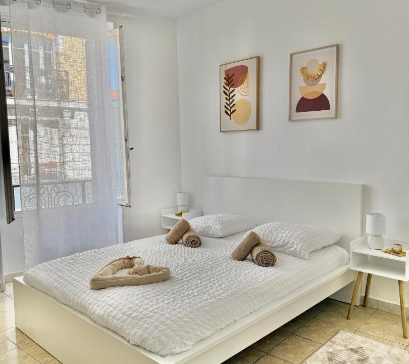 Photo of Bedroom in Les Lilas