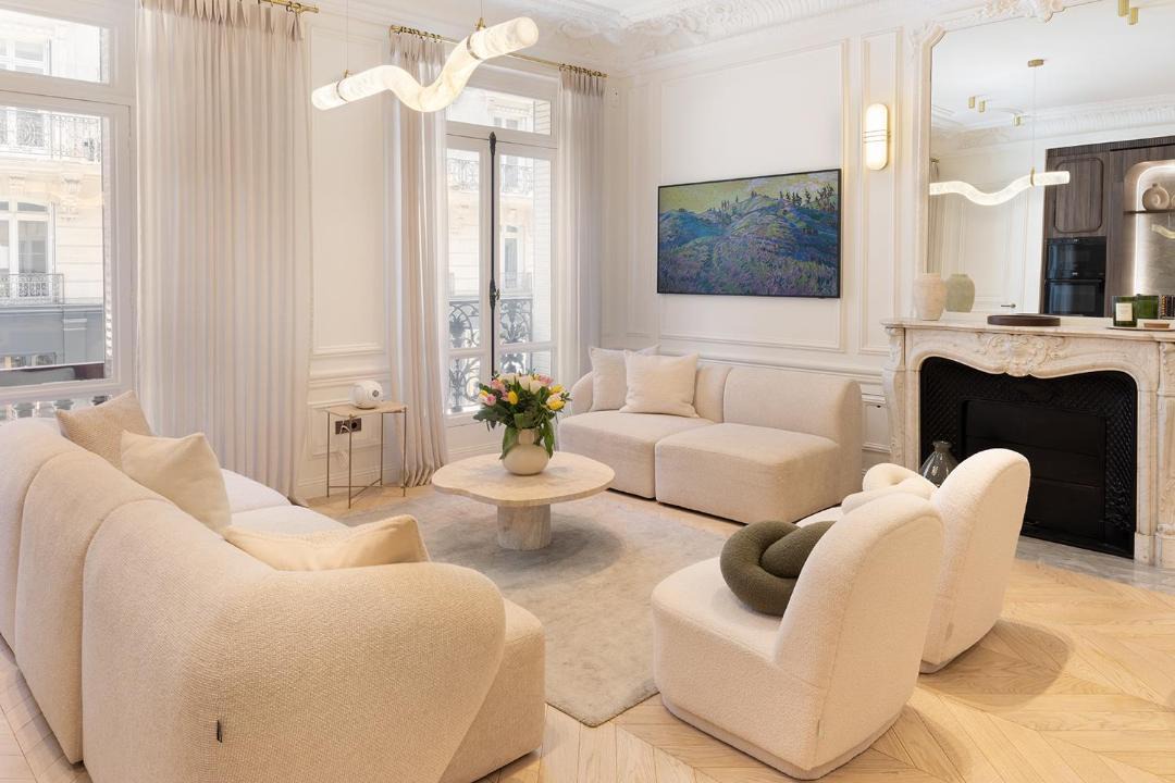 Photo of Livingroom in Champs-Elysees