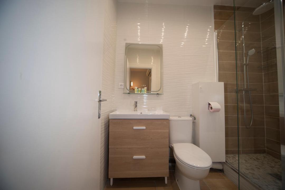 Photo of Bathroom in Sorbonne