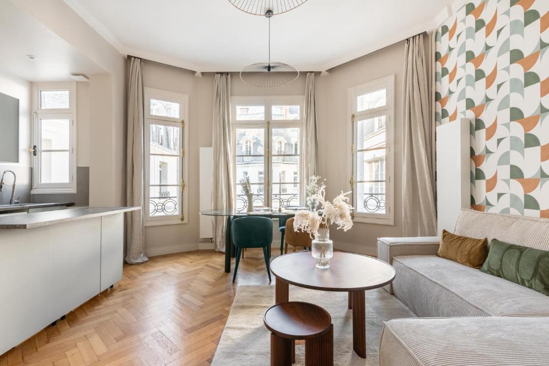 Photo of Others in Porte-Dauphine