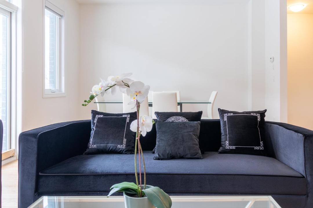 Photo of Livingroom in Vaughan