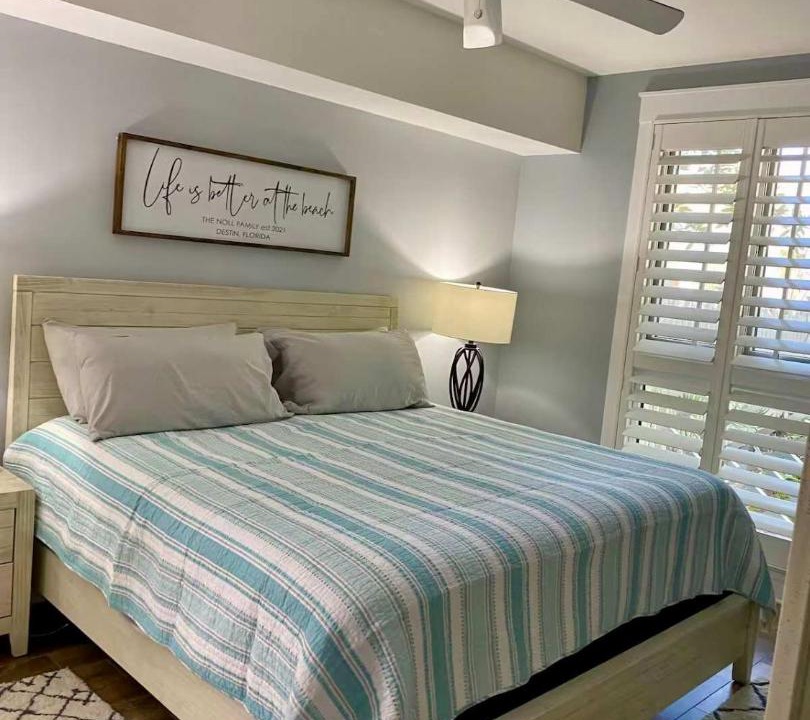 Photo of Bedroom in Baytowne Wharf