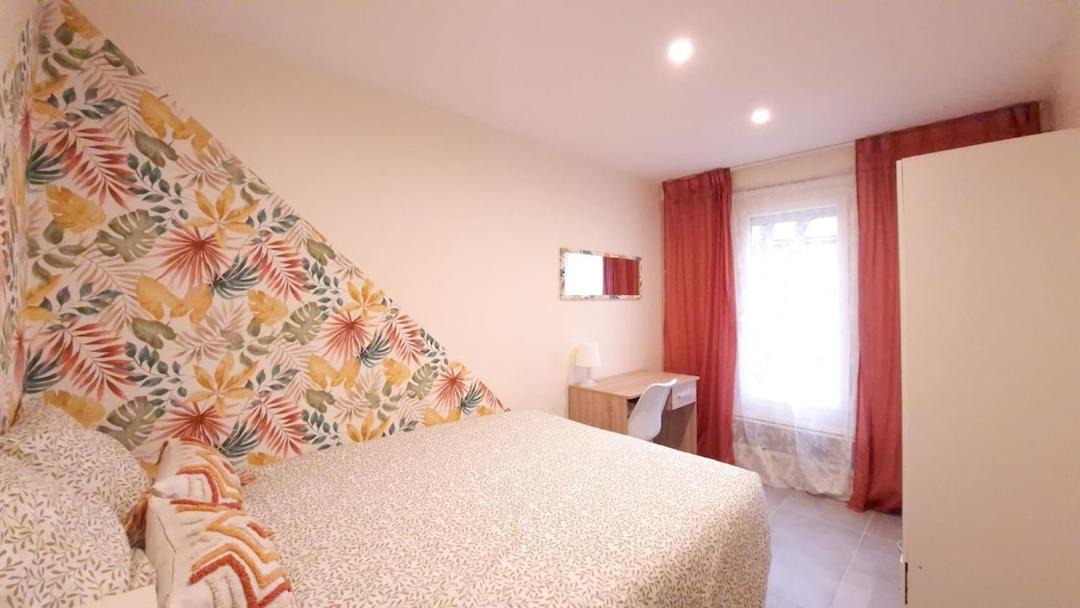 Photo of Bedroom in Villemomble