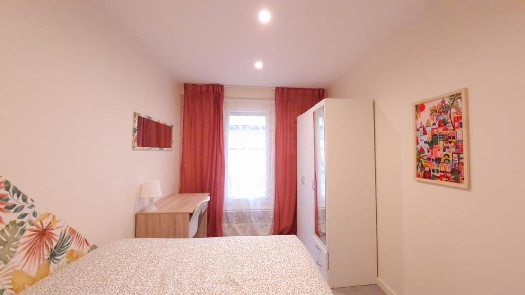 Photo of Bedroom in Villemomble