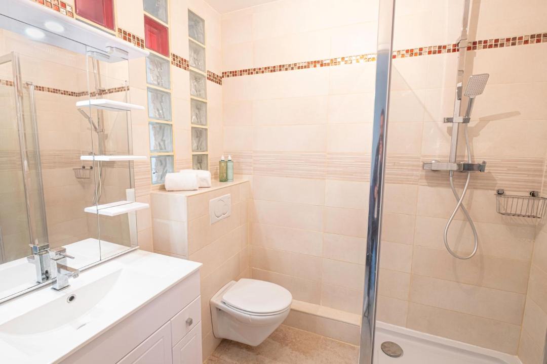 Photo of Bathroom in Vitry-sur-Seine