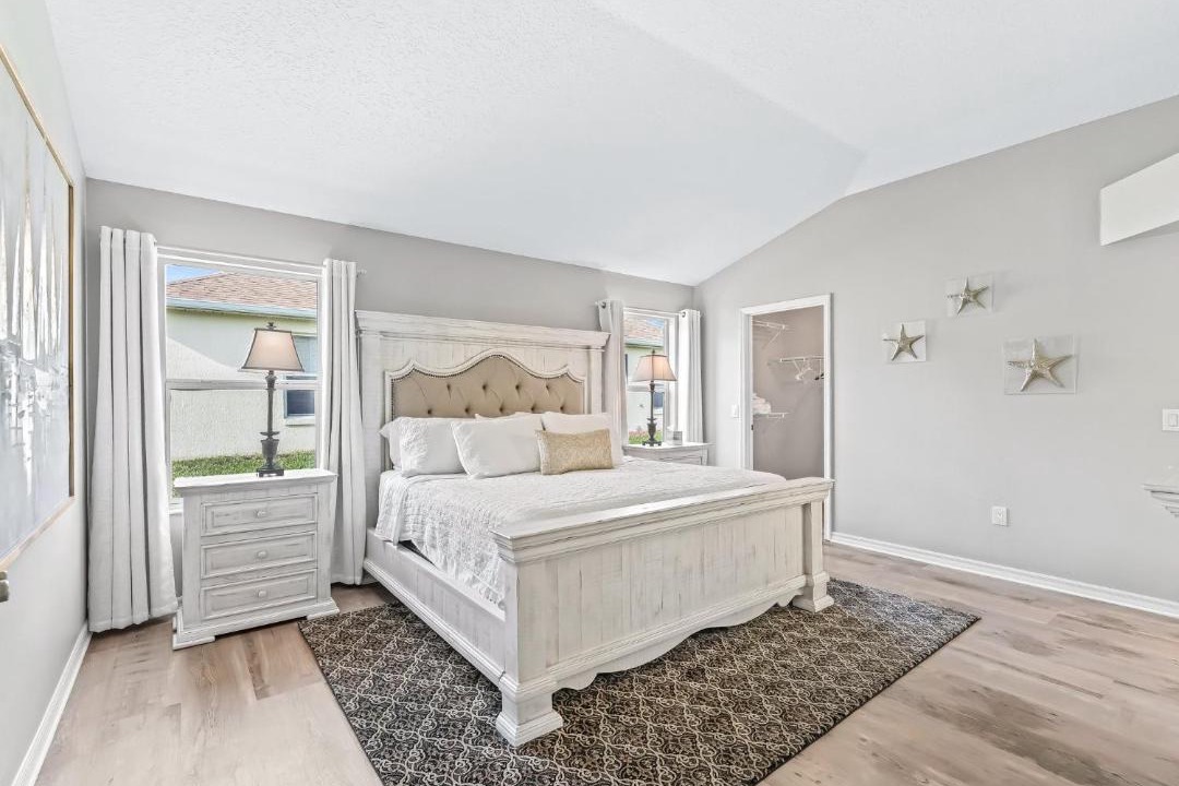 Photo of Bedroom in Glenbrook