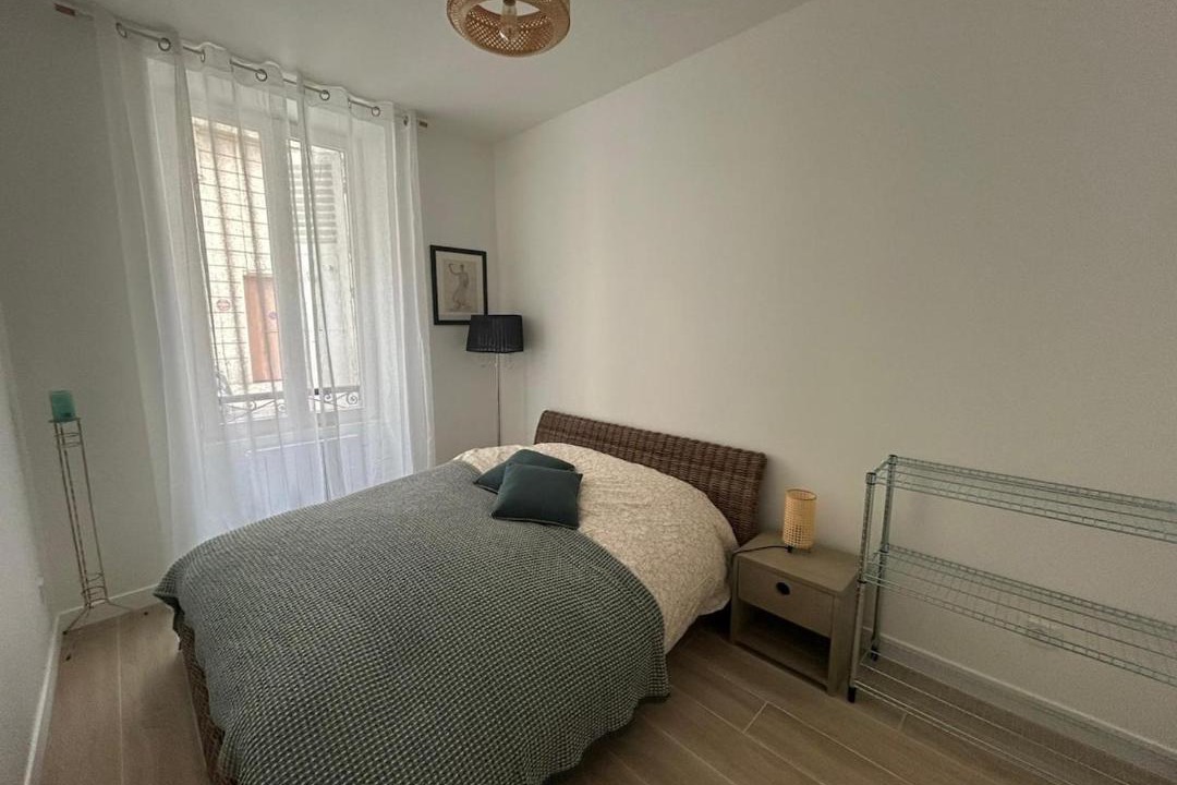 Photo of Bedroom in Pantin