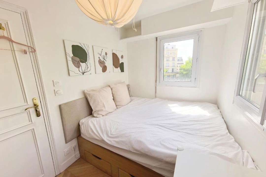 Photo of Bedroom in Belleville