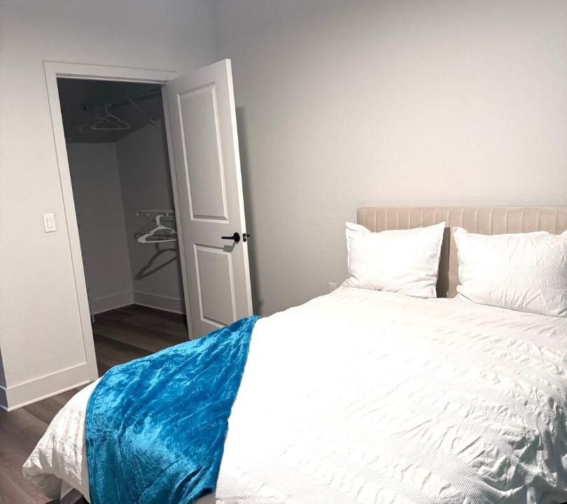 Photo of Bedroom in Airport North