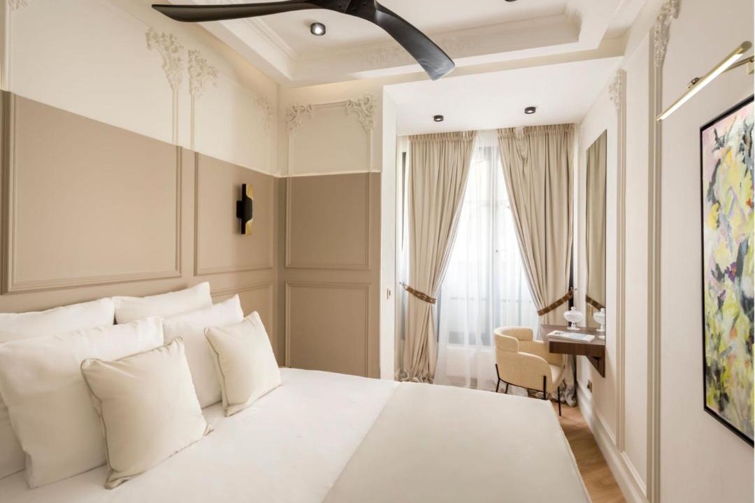 Photo of Bedroom in 7th Arrondissement