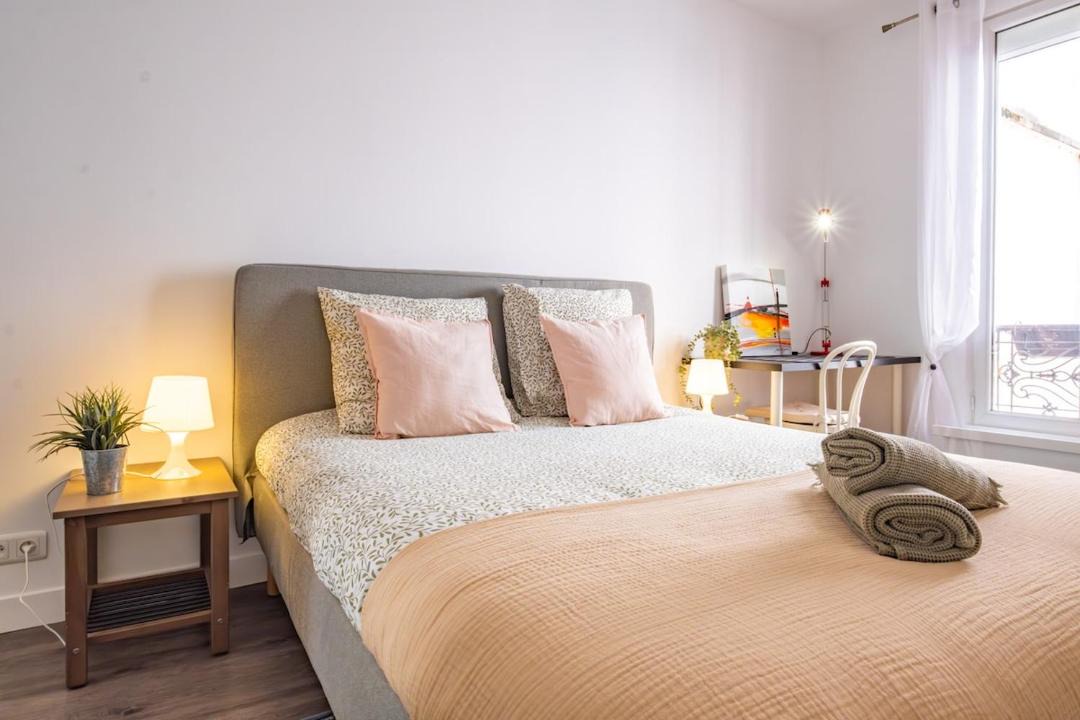 Photo of Bedroom in 5th Arrondissement