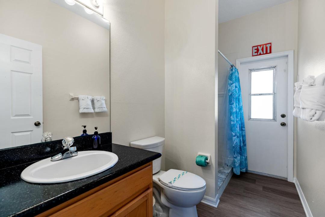 Photo of Bathroom in Bridgewater Crossing