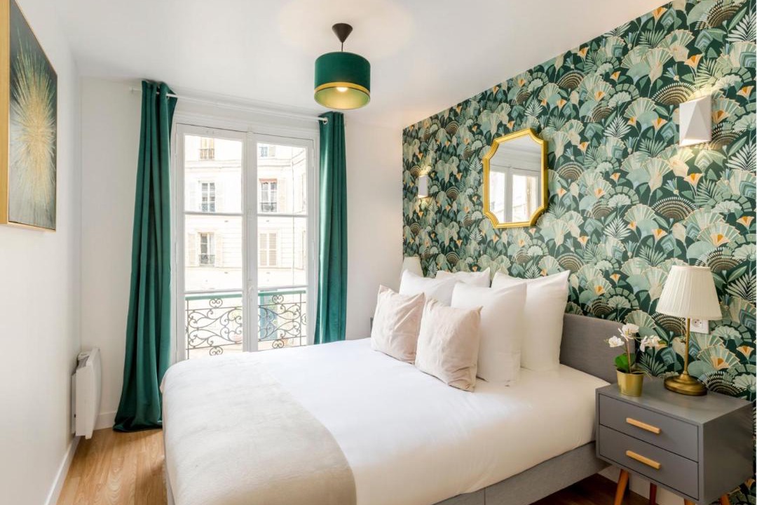 Photo of Bedroom in 8th Arrondissement