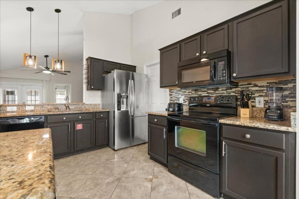 Photo of Kitchen in Bridgewater Crossing