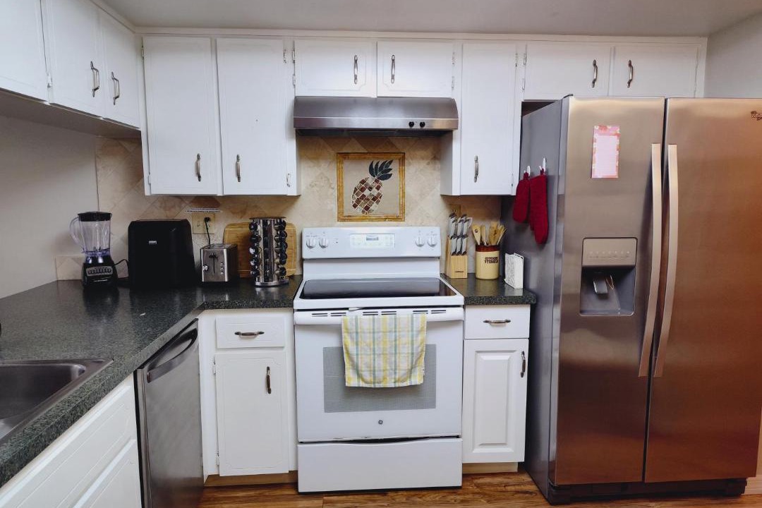 Photo of Kitchen in Embassy Hills