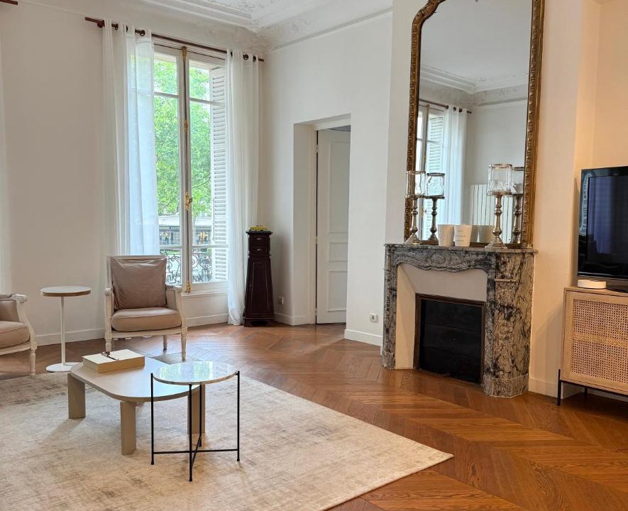 Photo of Livingroom in Faubourg-du-Roule