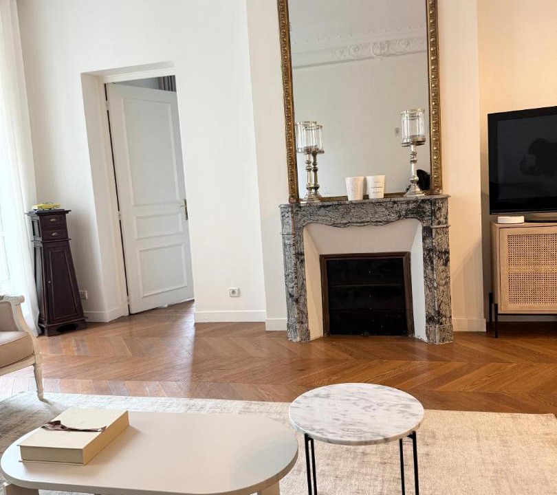 Photo of Livingroom in Faubourg-du-Roule