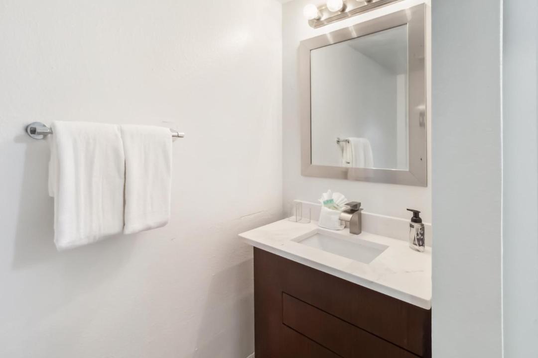 Photo of Bathroom in Lake Davenport Estates