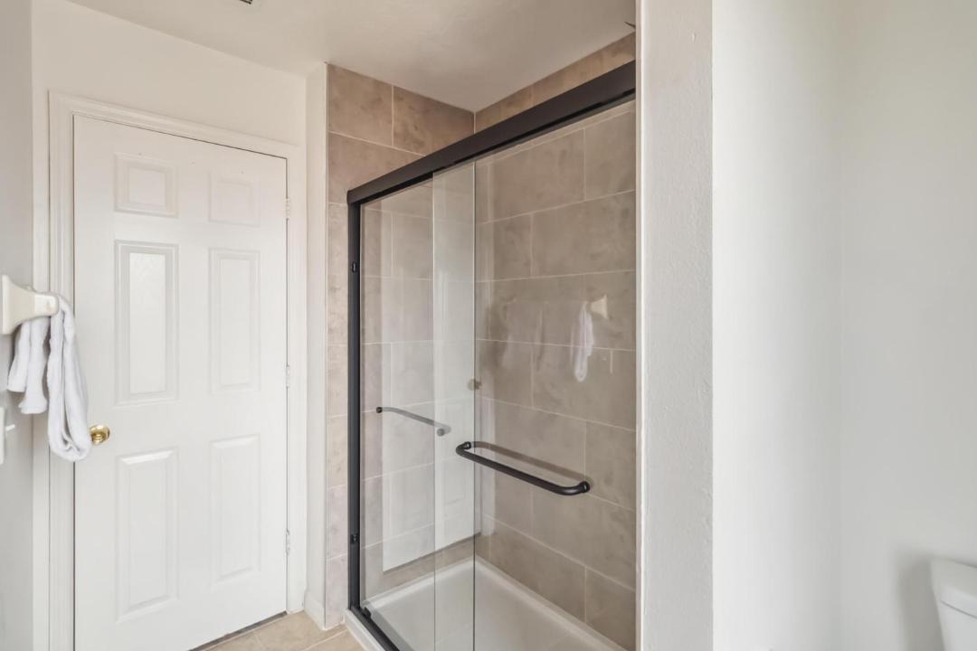 Photo of Bathroom in Lake Davenport Estates