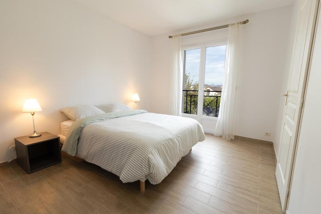 Photo of Bedroom in Bry-sur-Marne