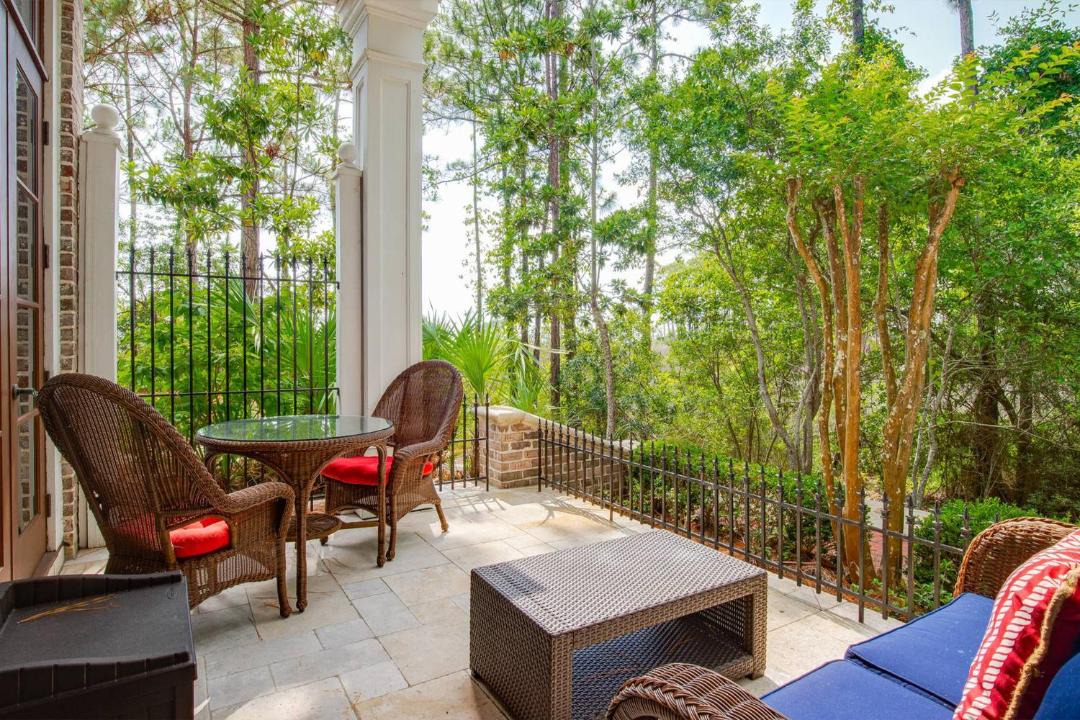 Photo of Patio Balcony in Baytowne Wharf