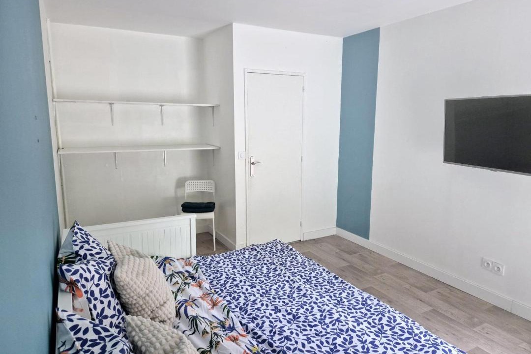 Photo of Bedroom in Thiais