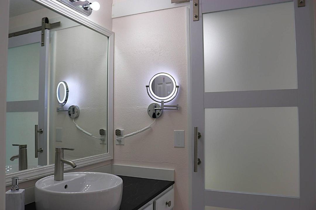Photo of Bathroom in Sulphur Springs
