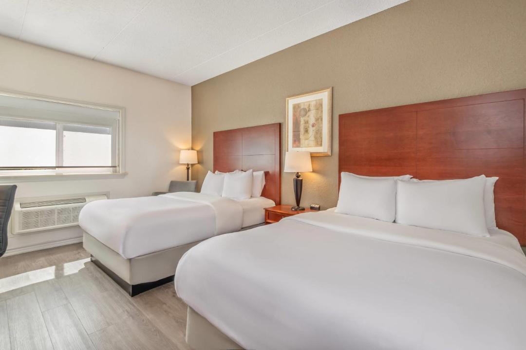 Photo of Bedroom in Gananoque