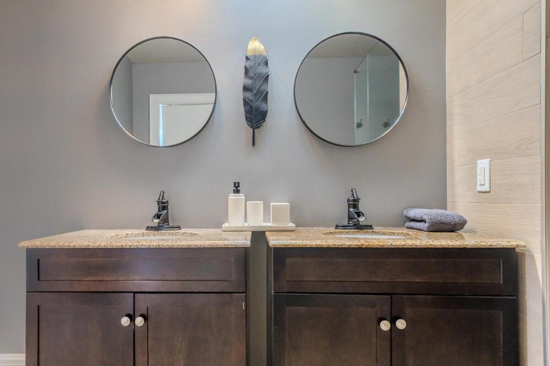 Photo of Bathroom in Adjala-Tosorontio
