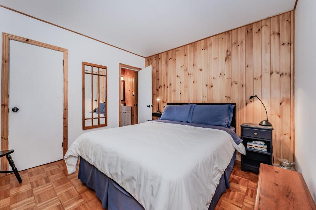 Photo of Bedroom in Northern Bruce Peninsula