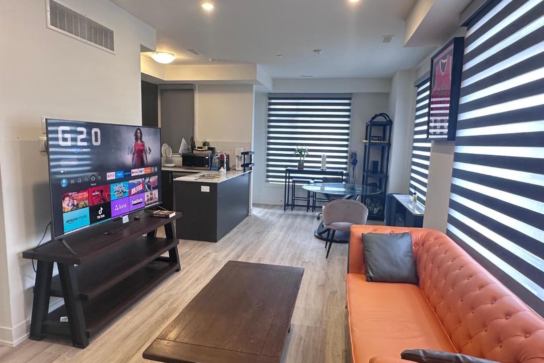 Photo of Livingroom in Bayview Glen