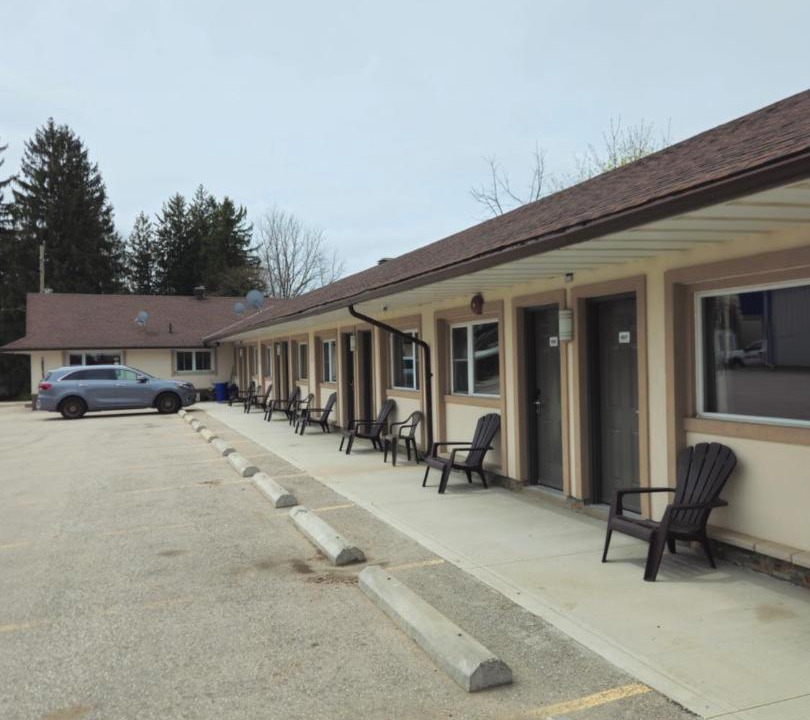 Photo of Others in Mount Forest